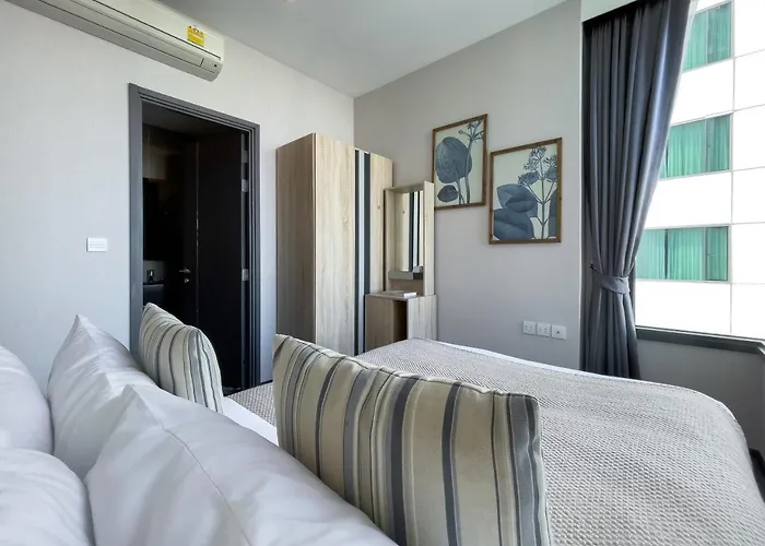 300m To Bts L Rooftop Pool And Gym L Sontana