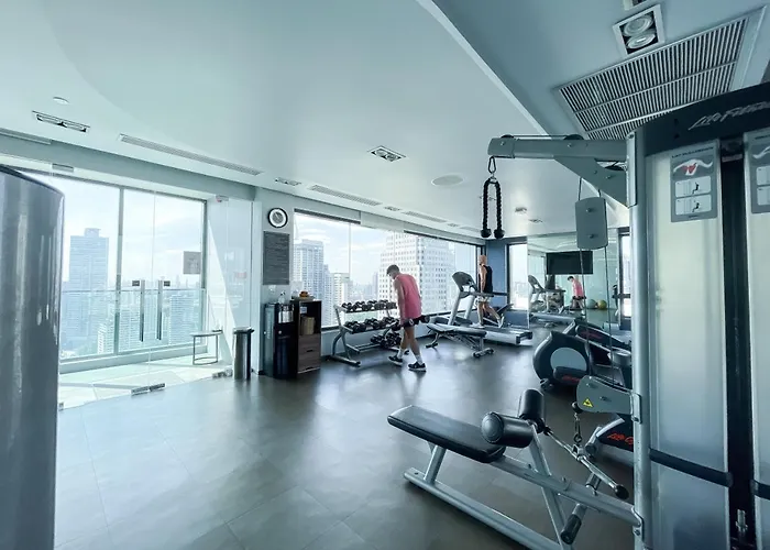公寓 300m To Bts L Rooftop Pool And Gym L Sontana 曼谷